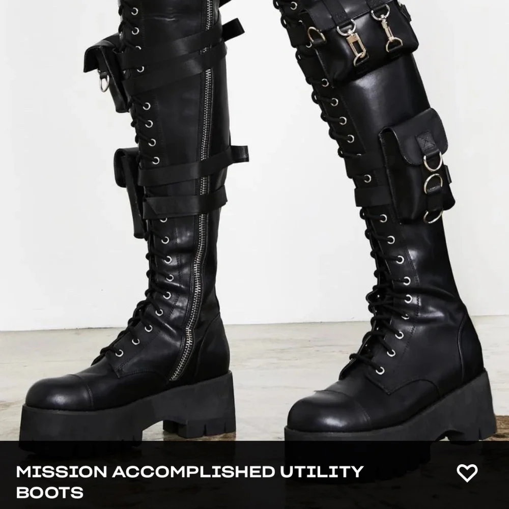 DOLLSKILL UTILITY THIGH HIGH COMBAT BOOTS - Picture 2 of 3